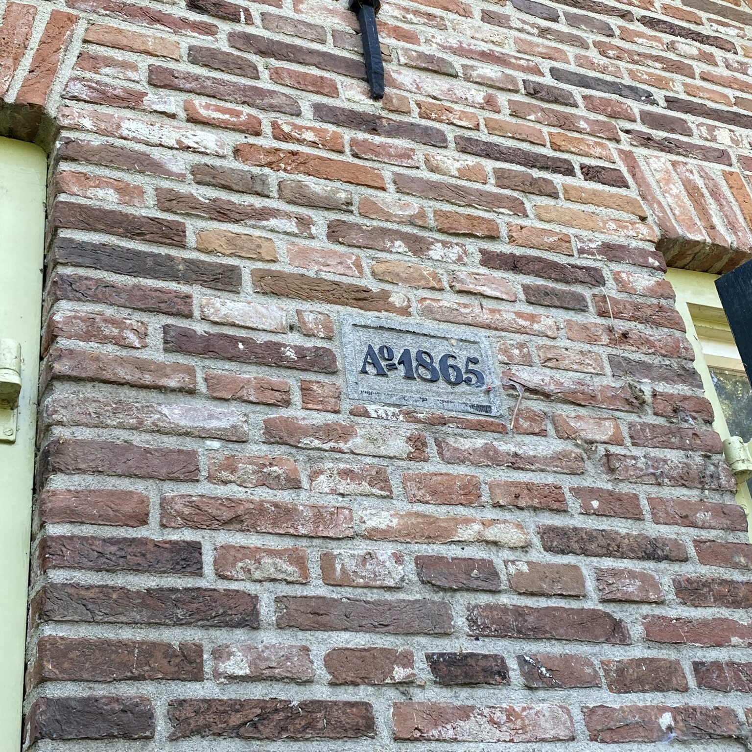 Grootschalige verbouwing en interieur woonboerderij (1866) Oud Zuilen